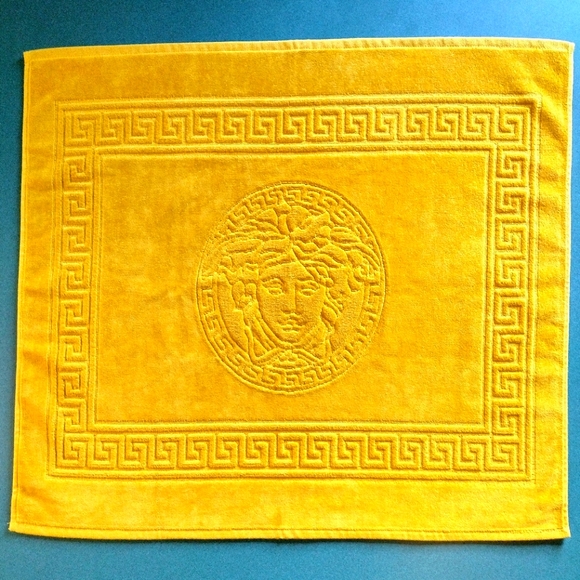 1 Left! BRAND NEW Versace Home Medusa & Greek Key Towel or Bath Mat - Picture 7 of 8